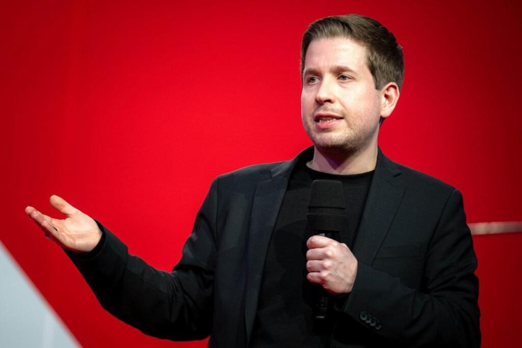 Kevin Kühnert Abiturnote: Alles über seine Schulzeit, Bildung und politische Karriere kevin kühnert abiturnote
